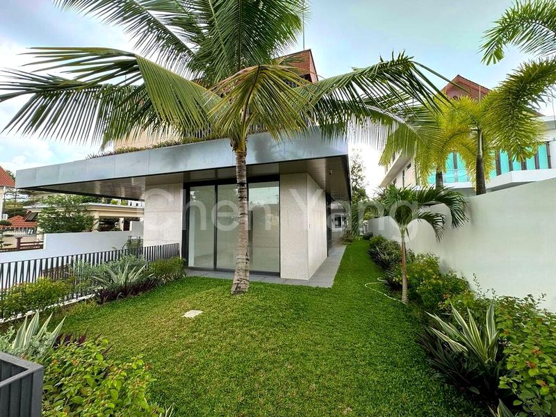 8 Bed Bungalow (Landed) for Sale in  Jurong Park - Image 1